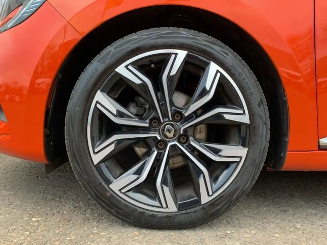 Renault Clio Bose Intens TCe 90