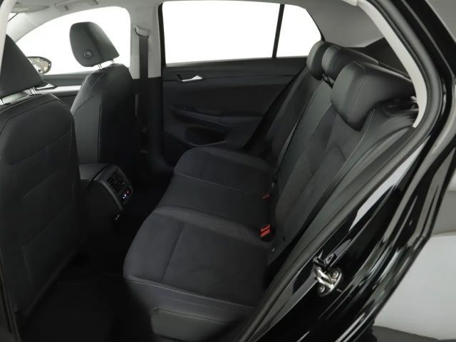 Volkswagen Golf DSG Life