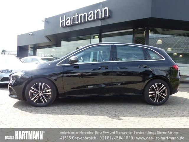 Mercedes-Benz B 180 Progressive Sedan