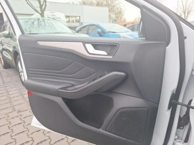 Ford Focus Titanium Wagon