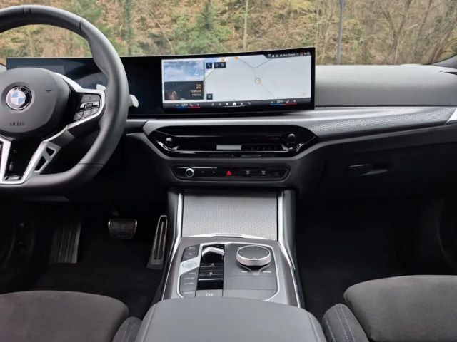 BMW 330 330i M-Sport Touring xDrive