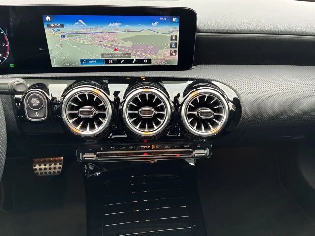 Mercedes-Benz A 250 4MATIC Hatchback