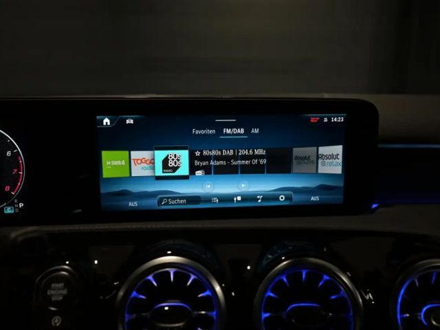 Mercedes-Benz A 250 4MATIC AMG Line