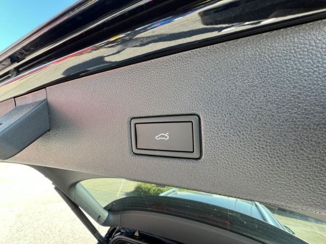 Volkswagen T-Roc 1.5 TSI DSG R-Line