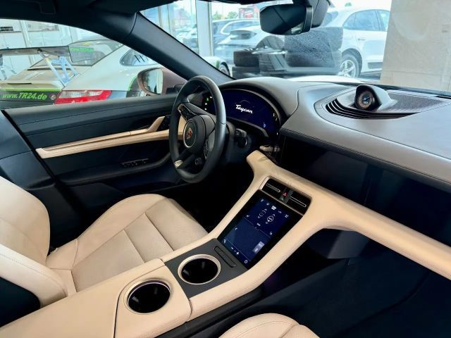 Porsche Taycan Performance Plus