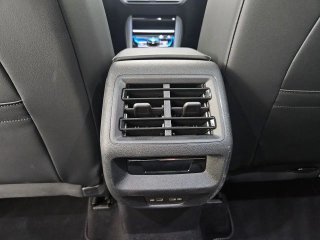 Volkswagen Tiguan 1.5 eTSI DSG R-Line