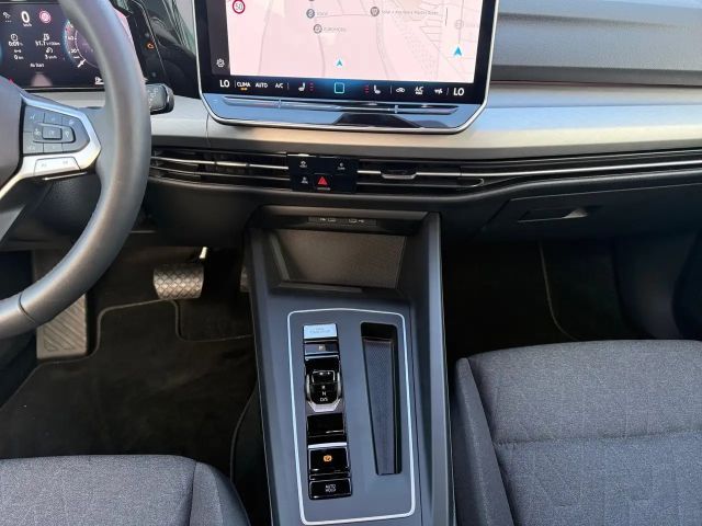 Volkswagen Golf 1.5 eTSI DSG Life