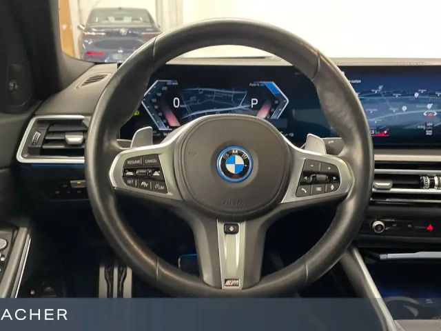 BMW 330 330e M-Sport Sedan xDrive