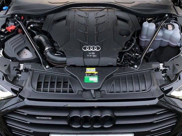 Audi A8 60 TFSI Quattro