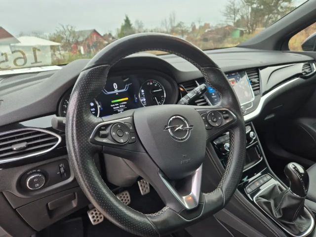 Opel Astra Sports Tourer Ultimate