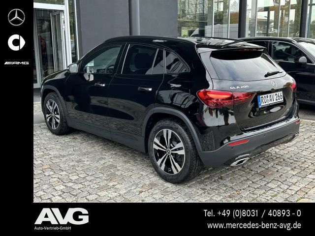 Mercedes-Benz GLA 200 Progressive