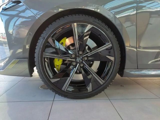 Peugeot 508 Hybrid4 SW