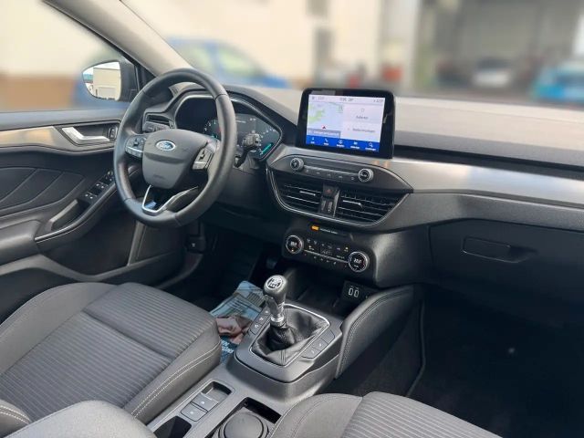 Ford Focus Titanium Wagon