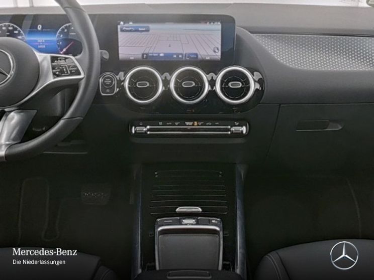 Mercedes-Benz GLA 180 Progressive