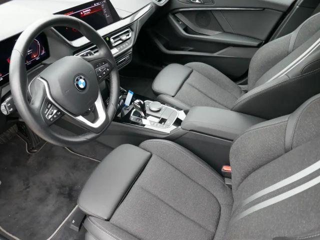 BMW 118 118d Sport Line