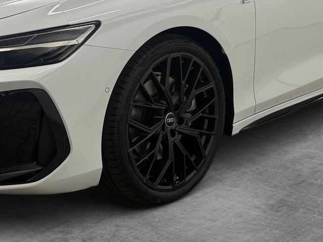 Audi A6 Avant Quattro S-Tronic