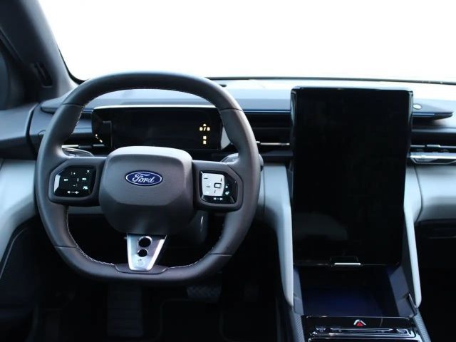 Ford Capri Premium RWD