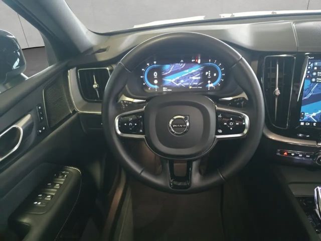 Volvo XC60 Dark Plus