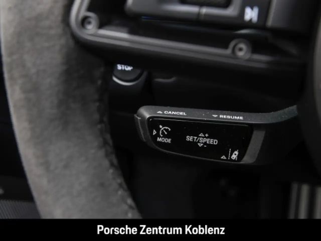 Porsche 992 Cabrio Carrera Turbo