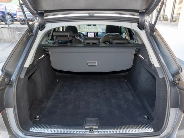 Audi A4 35 TDI Avant S-Line