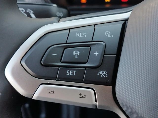 Volkswagen T-Cross 4Me TSI