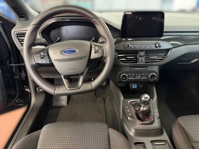 Ford Focus ST Line