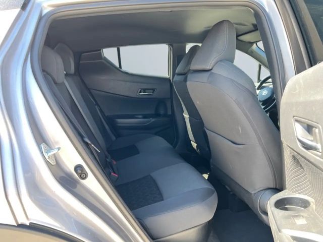 Toyota C-HR Hybride Team D