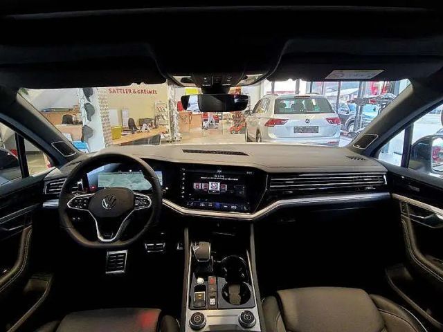 Volkswagen Touareg 4Motion R-Line