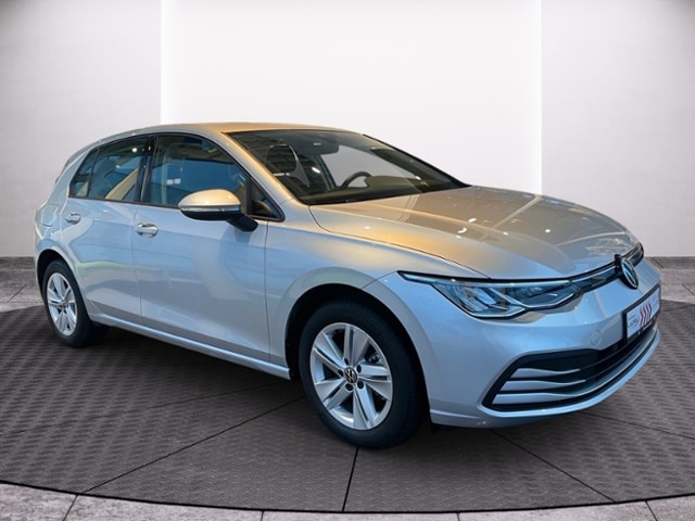 Volkswagen Golf 1,5 TSI LED NAVI LIGHT-ASSIST APP-CON.