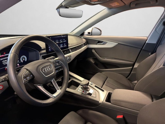 Audi A4 40 TFSI Avant S-Tronic