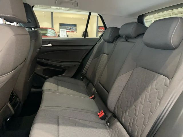 Volkswagen Golf DSG Life