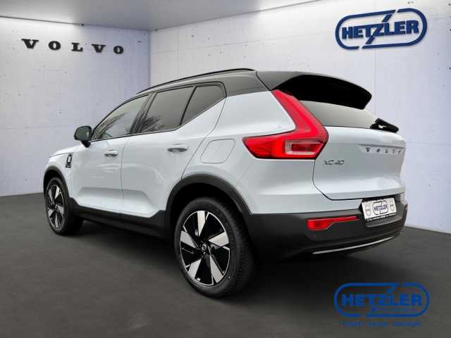 Volvo XC40 AWD Plus Recharge Twin Engine