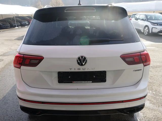 Volkswagen Tiguan 4Motion R-Line
