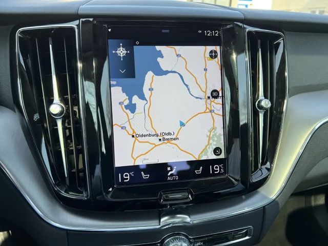 Volvo XC60 B4D (197 PS) AG8|MomentumPRO|Panorama