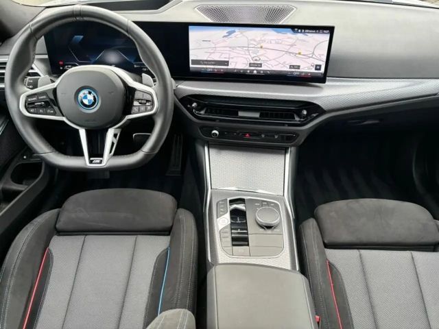 BMW 330 330e M-Sport Touring xDrive
