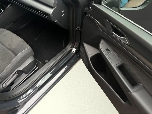 Volkswagen Golf DSG Golf VIII Style