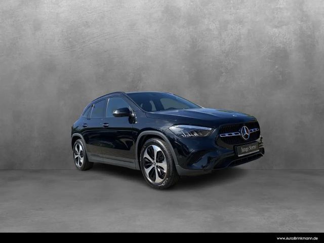 Mercedes-Benz GLA 180 Progressive