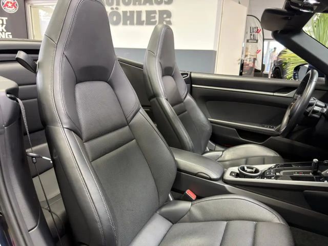 Porsche 992 Cabrio Carrera