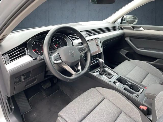 Volkswagen Passat 1.5 TSI Business DSG Variant