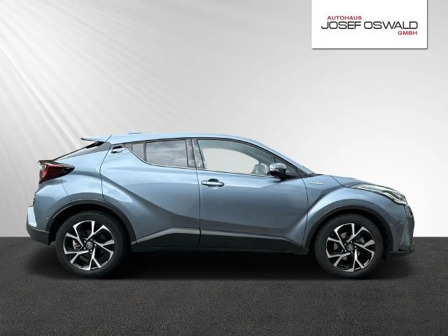 Toyota C-HR Hybride Team D