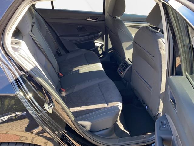 Volkswagen Golf 1.5 eTSI DSG Golf VIII Style