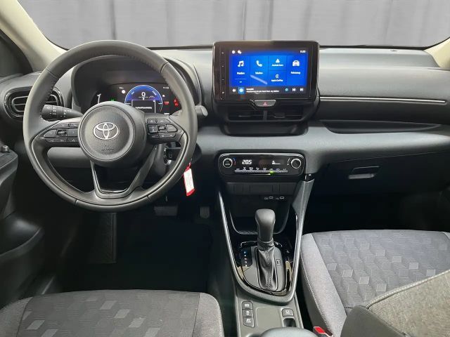 Toyota Yaris Active Hatchback