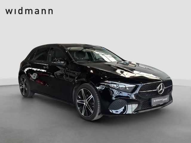 Mercedes-Benz A 200 Progressive