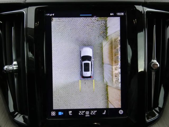 Volvo XC60 'Inscription PHEV' #AWD #360 #AHK #MASSAGE