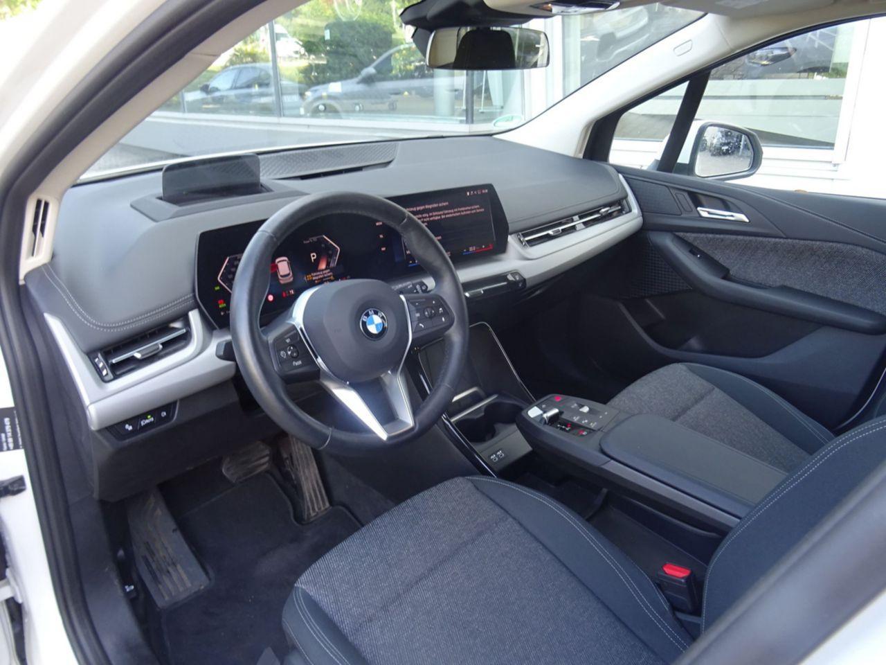BMW 223 223i