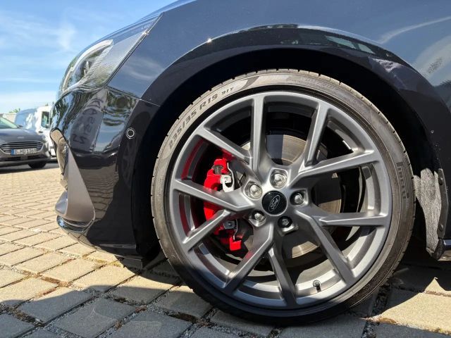 Ford Focus ST Line