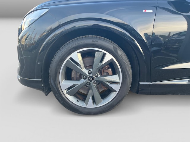 Audi Q4 e-tron Quattro