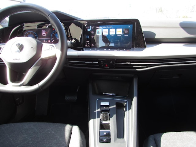 Volkswagen Golf 1.0 TSI DSG Life