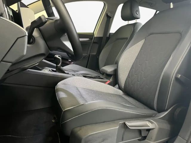 Volkswagen Golf 1.5 TSI