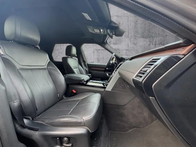 Land Rover Discovery D300 HSE